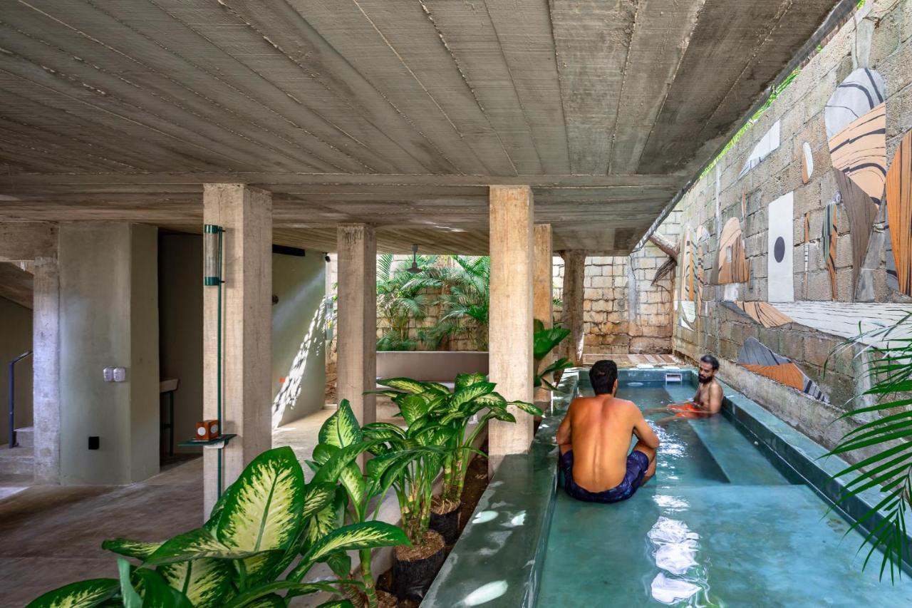 Aora San Pancho Hotel San Francisco  Exterior photo
