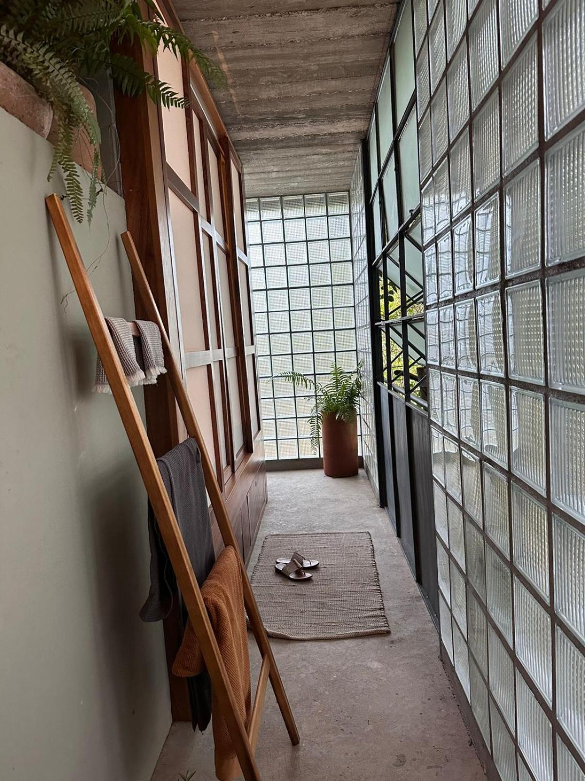 Aora San Pancho Hotel San Francisco  Exterior photo
